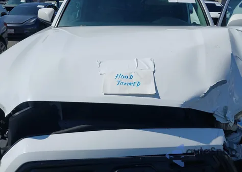 2018 Toyota Tacoma Sr из США, поврежденный, VIN 5TFRX5GNXJX108443